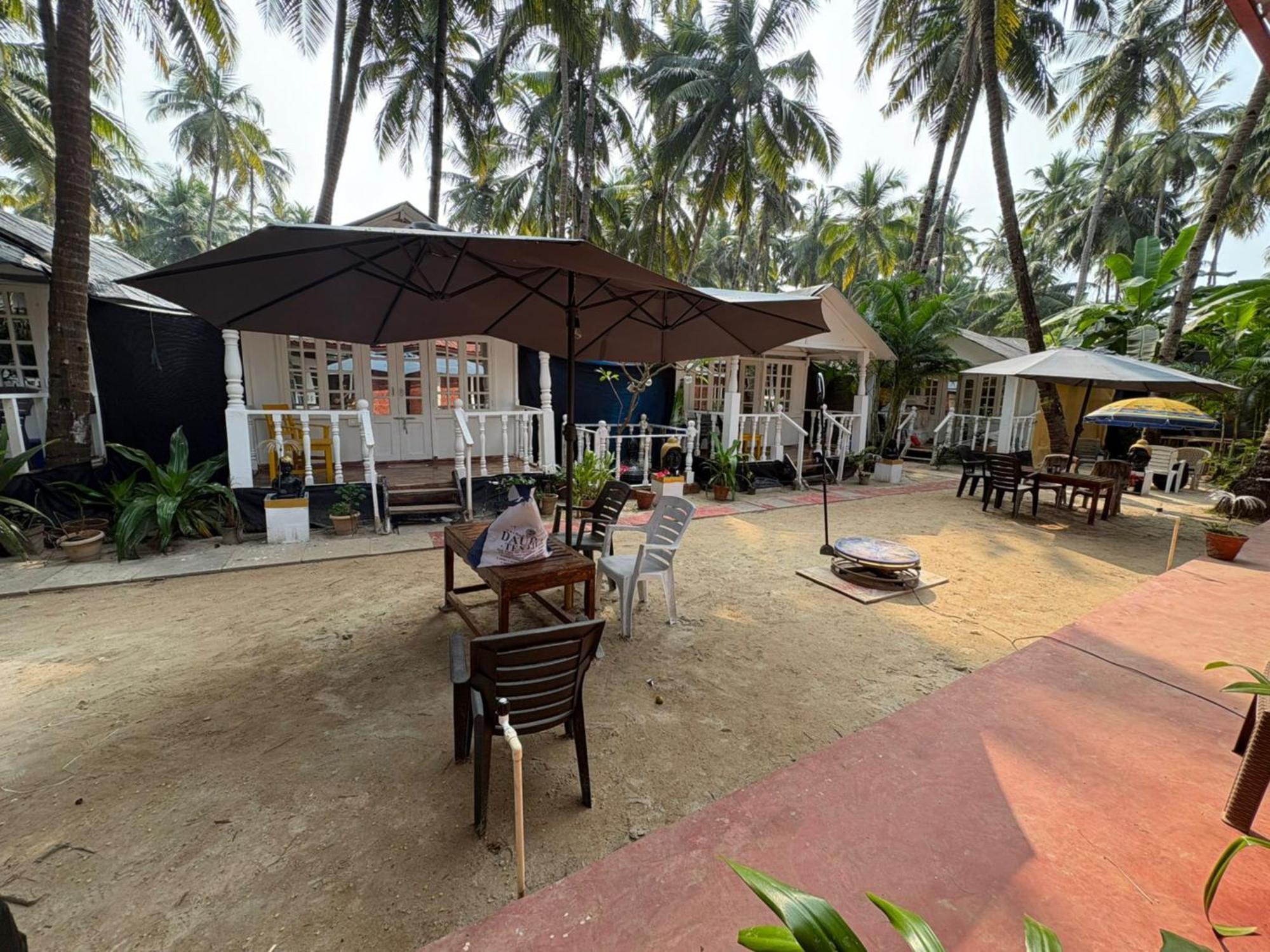 The Charming Nights Hotell Palolem Exteriör bild